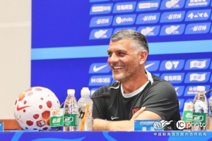 火爆世界杯瑞士/阿尔及利亚vs哥伦比亚/加纳全场录像_火爆世界杯瑞士/阿尔及利亚vs哥伦比亚/加纳全场录像在线观看_免费看直播