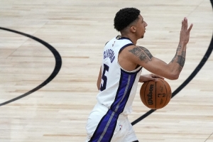 最新NBA雷霆vs湖人直播_最新NBA雷霆vs湖人直播在线观看_免费看直播