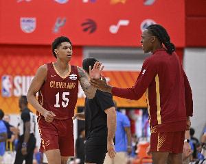 最新NBA老鹰vs爵士直播_最新NBA老鹰vs爵士直播在线观看_免费看直播