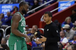 极速NBA掘金vs森林狼比赛回放_极速NBA掘金vs森林狼比赛回放在线观看_免费看直播