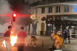 火爆美国U17男篮vs塞尔维亚U17男篮比赛回放_火爆美国U17男篮vs塞尔维亚U17男篮比赛回放在线观看_免费看直播