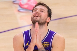 最新NBA勇士vs独行侠全场录像_最新NBA勇士vs独行侠全场录像在线观看_免费看直播
