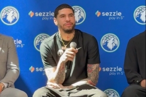 今日NBA马刺vs雄鹿进球集锦_今日NBA马刺vs雄鹿进球集锦在线观看_免费看直播